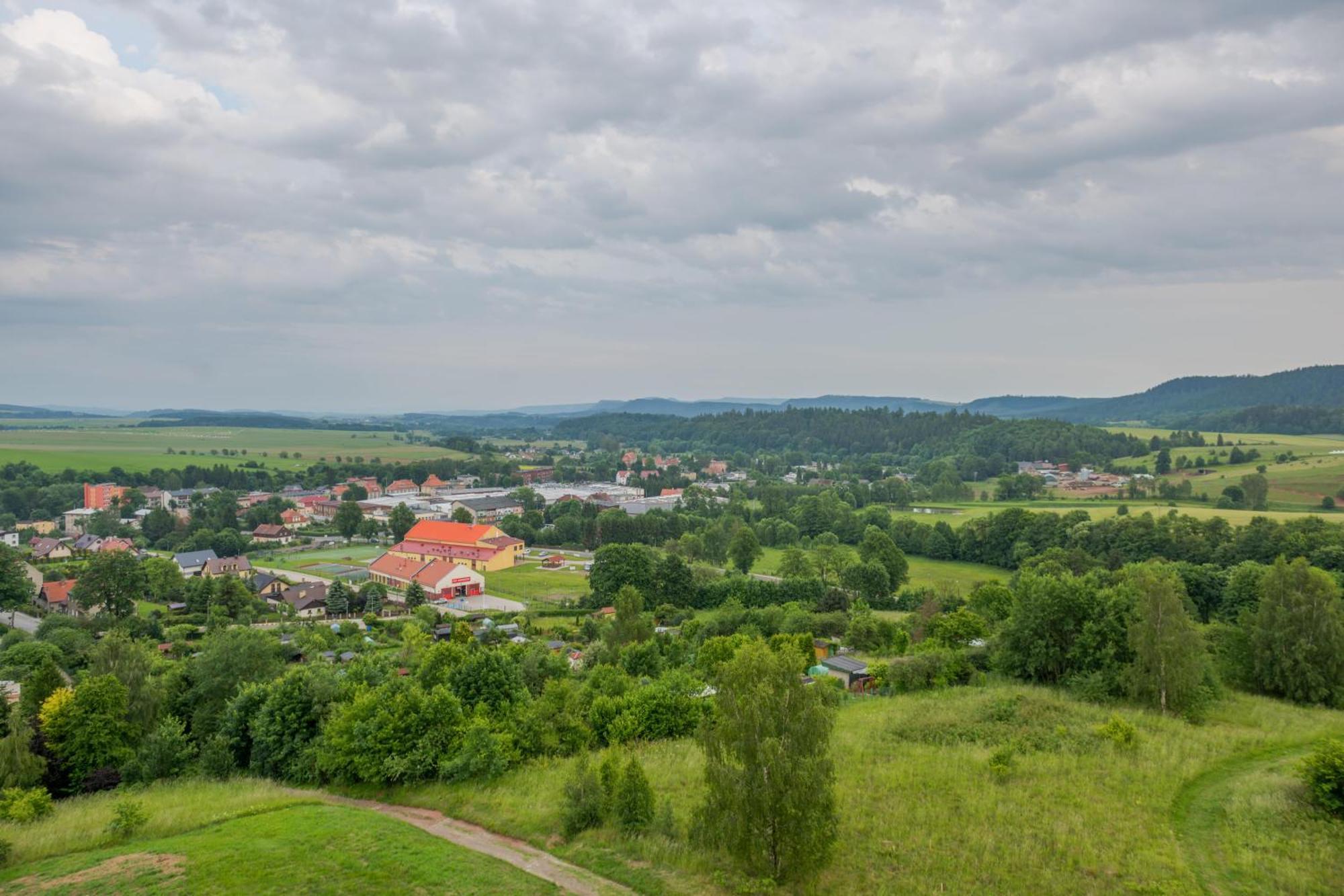 Rajska Polana Domki Premium ,Na Odludziu Z Prywatna Balia Z Jacuzzi I Sauna ,Cisza,Rowery Elektryczne,Gory,Astroprzygoda,- Adrspach, Skalne Miasto, Zamek Ksiaz,Andrzejowka,Karpacz, Sniezka,Janskie Laznie,Pec Mieroszow Экстерьер фото
