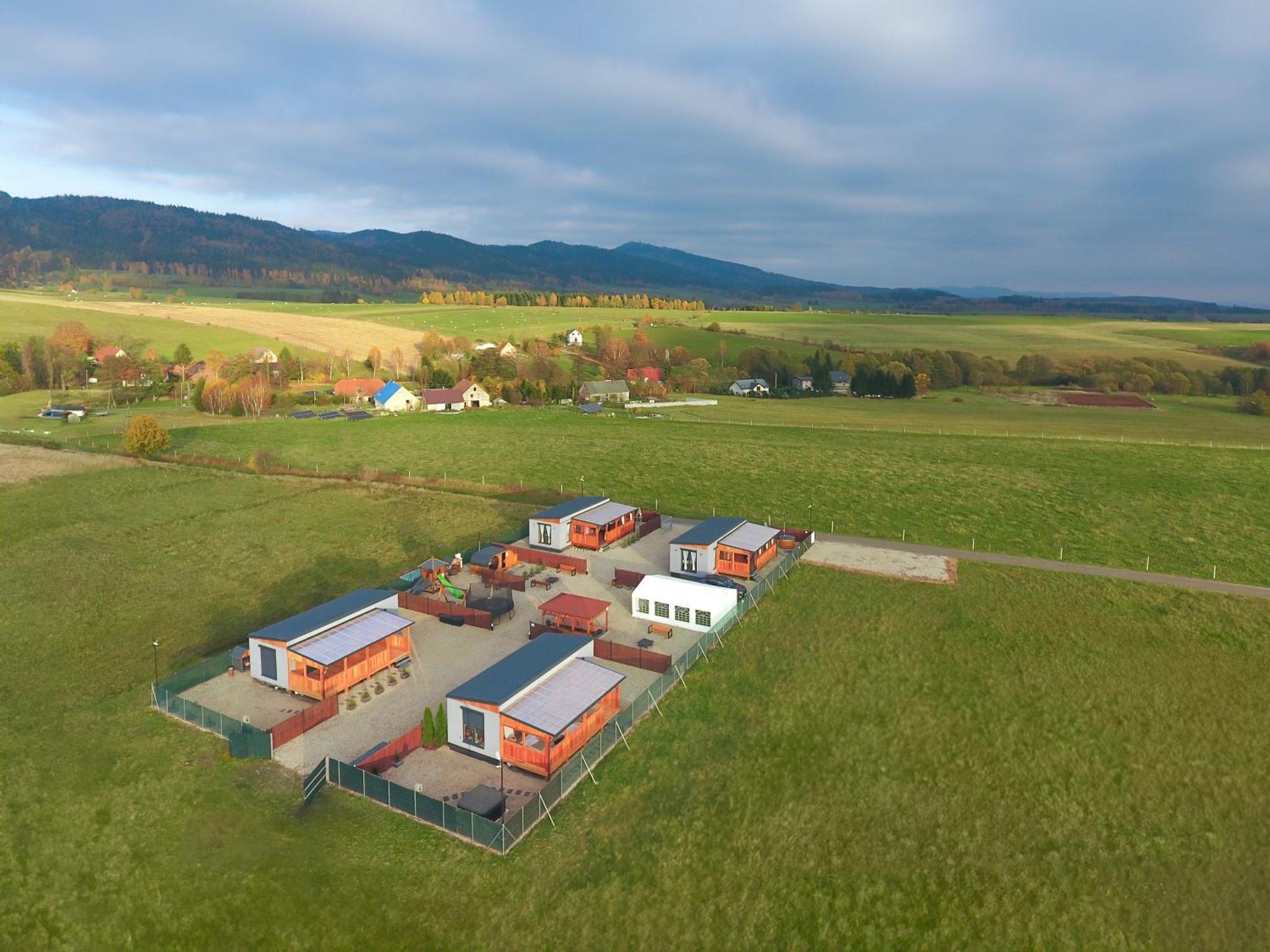 Rajska Polana Domki Premium ,Na Odludziu Z Prywatna Balia Z Jacuzzi I Sauna ,Cisza,Rowery Elektryczne,Gory,Astroprzygoda,- Adrspach, Skalne Miasto, Zamek Ksiaz,Andrzejowka,Karpacz, Sniezka,Janskie Laznie,Pec Mieroszow Экстерьер фото